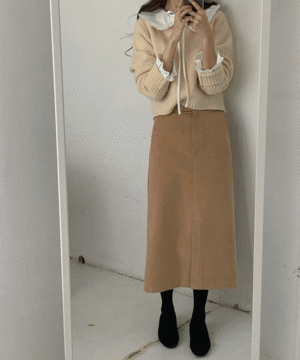 Field golden skirt:[PRODUCT_SUMMARY_DESC]