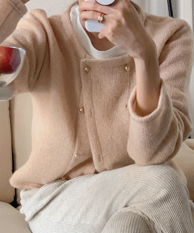 Gold Bold Button Wool Cardigan : [PRODUCT_SUMMARY_DESC]