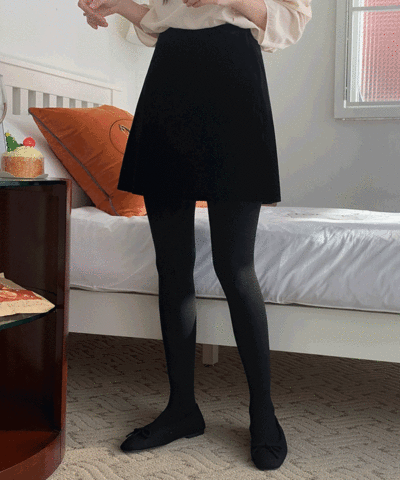 velvet mini flared skirt : [PRODUCT_SUMMARY_DESC]