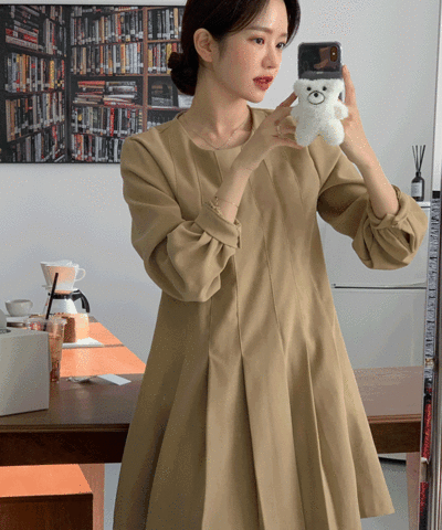 Oz pleated mini dress (Winter ver.) : [PRODUCT_SUMMARY_DESC]