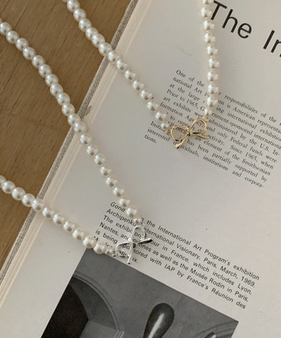 Julie Ribbon Pearl Necklace : [PRODUCT_SUMMARY_DESC]