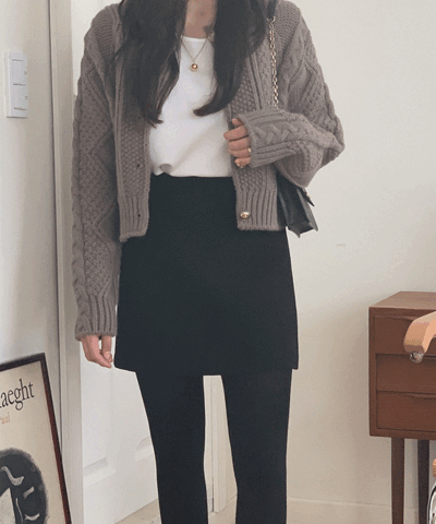 Ellie Date Mini Skirt (50% Wool)